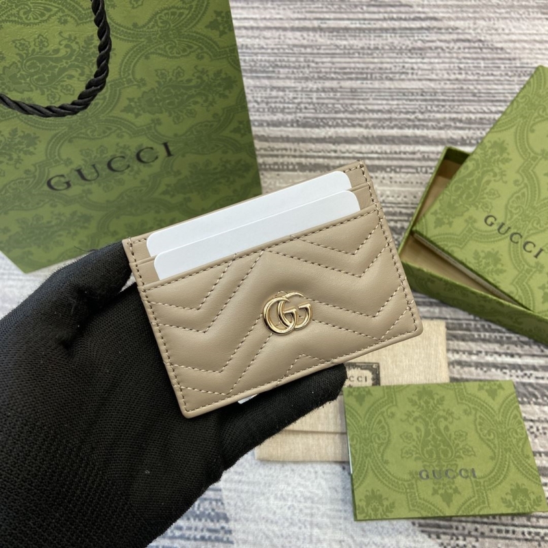 G*u*i wallets & purse